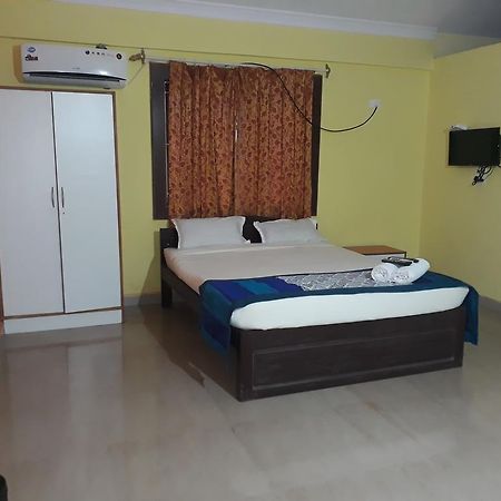 Midguard Sea View Hotel Goa Velha Esterno foto